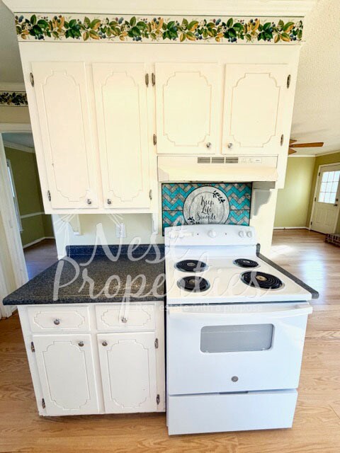 Foto del edificio - 325 Southampton Dr