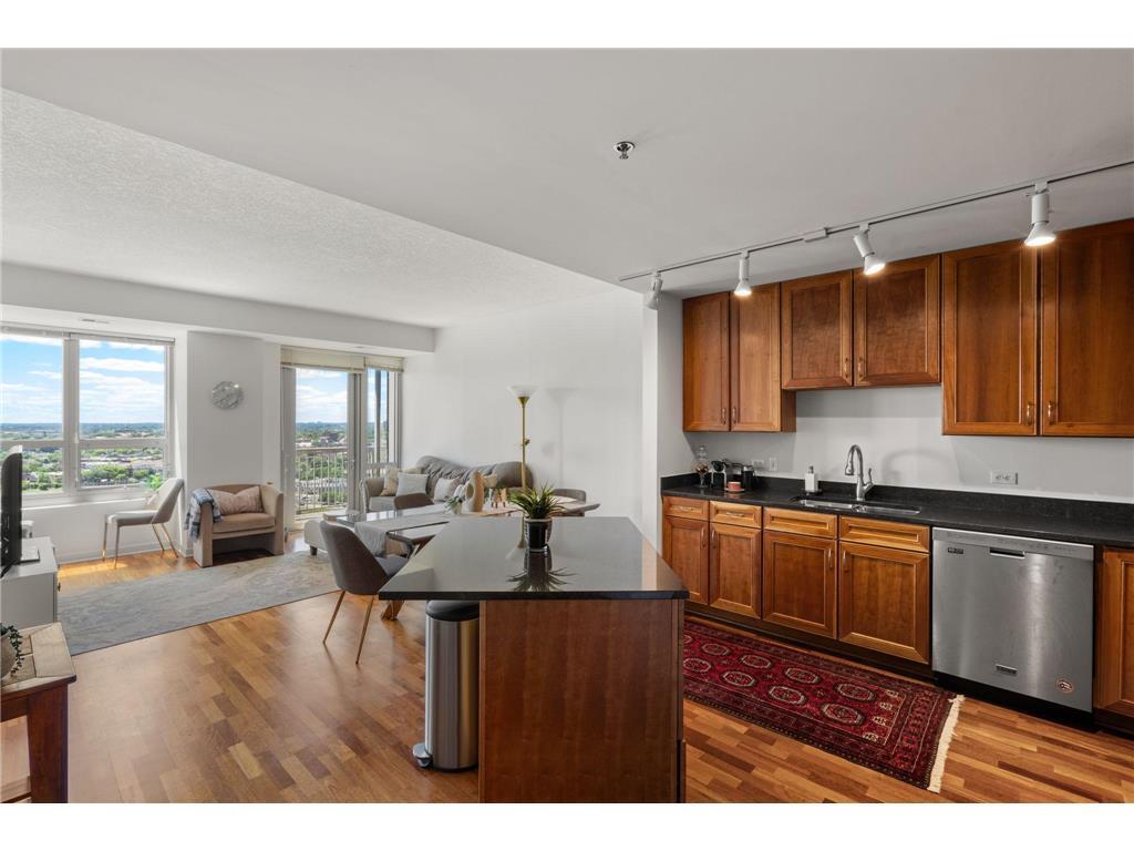 Foto principal - 929 Portland Ave