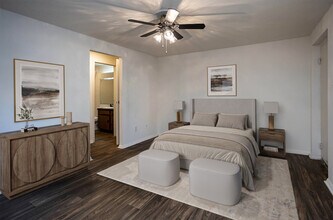 Building Photo - Windsor Court Apartments