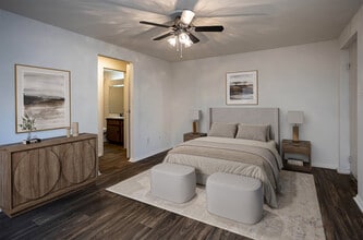 Building Photo - Windsor Court Apartments