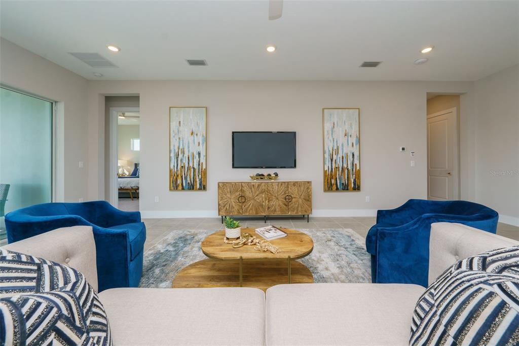 Foto principal - 8178 Ivy Stark Blvd