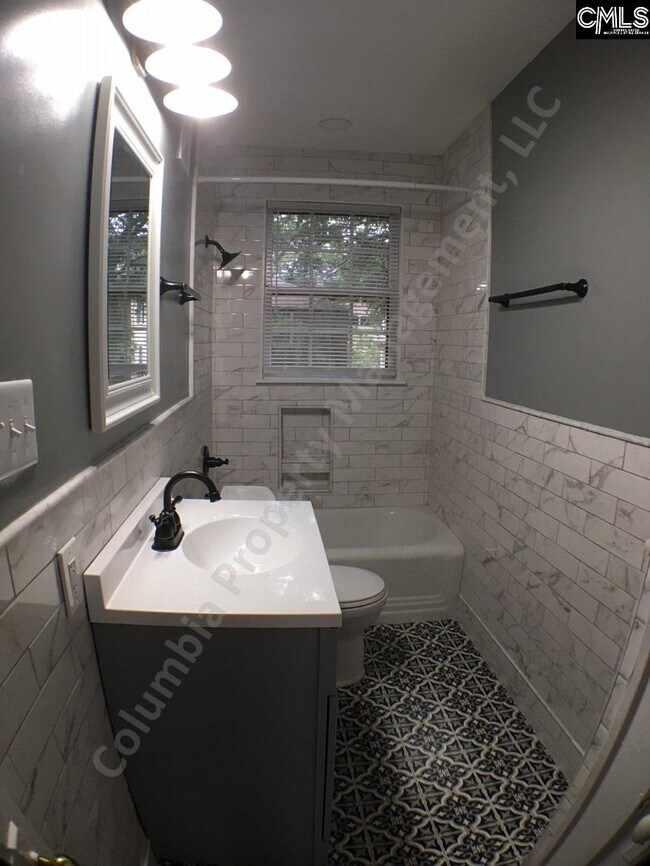 Foto del edificio - 1317 Blanding St