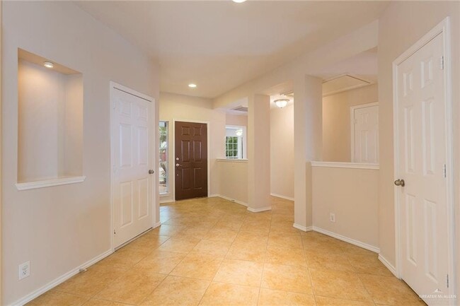 Building Photo - 13 Santa Marina St