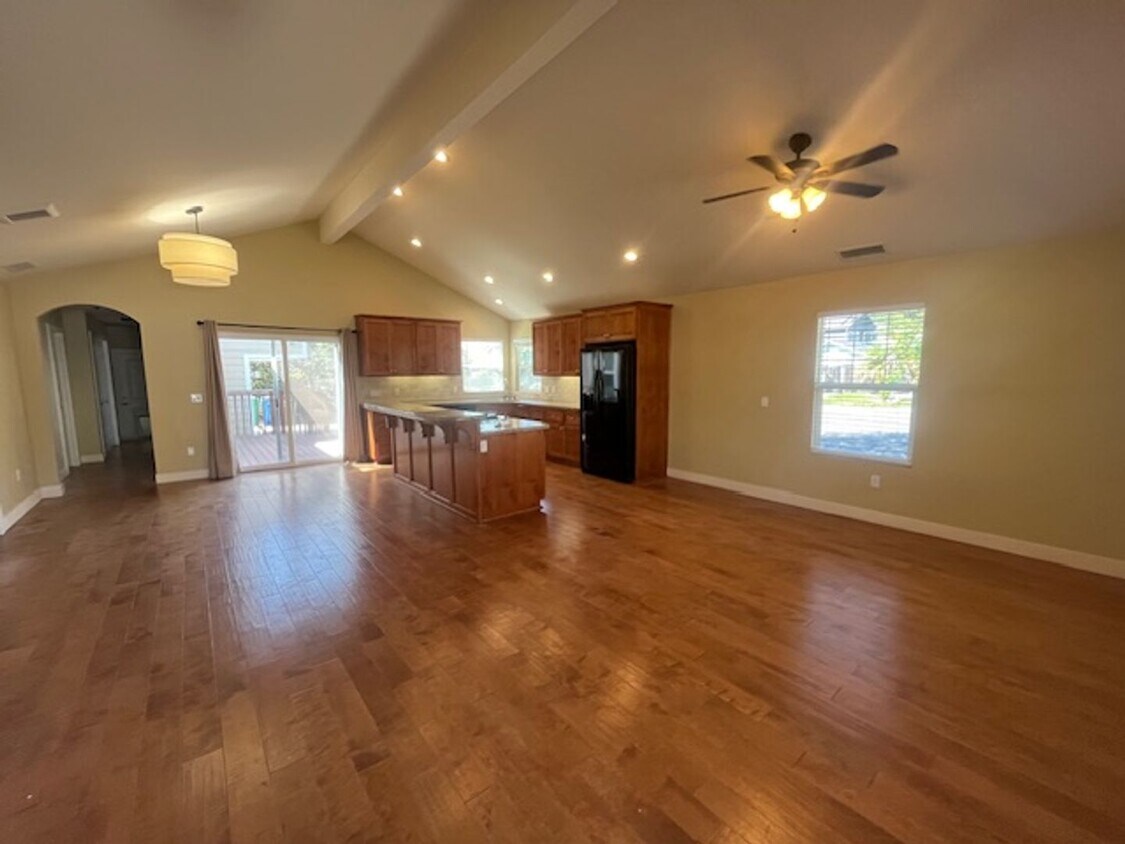 Foto principal - 2103 Price St