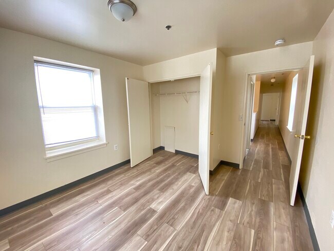 Foto del edificio - 4046 Ogden St