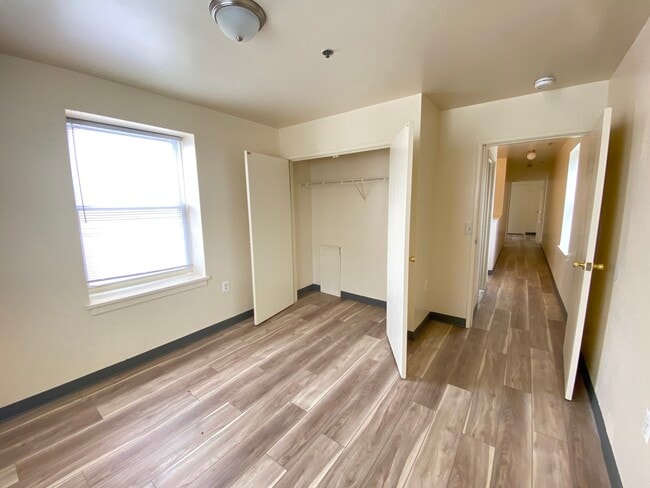 Building Photo - 4046 Ogden St