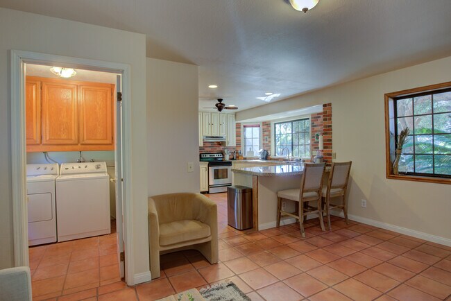 Building Photo - 33180 Vino Way