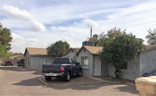 Building Photo - 6521 N 60th Ave