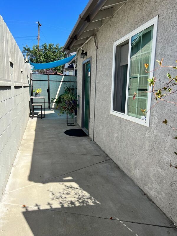 Building Photo - 5006 N Banna Ave