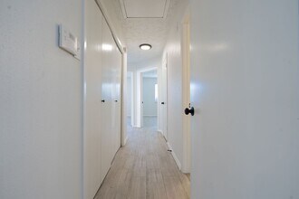 Building Photo - 16127 Olive Glen Dr