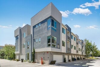 Building Photo - 960 N Tangent Privado