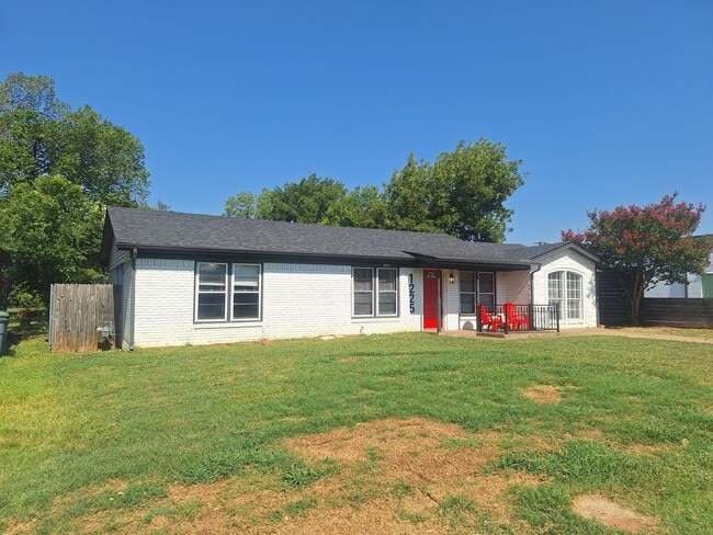 Building Photo - 1225 Harrison Ln