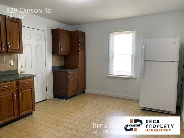Building Photo - 2 Bedroom House