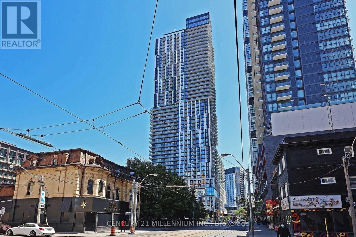Primary Photo - 251-251 Jarvis St