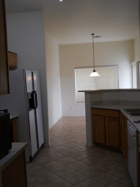 Building Photo - 6720 E Encanto St