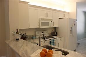 Foto del edificio - 1340 Charleston Square Dr