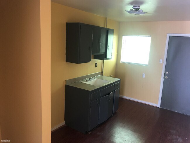 Foto del edificio - 312 1st Ave N