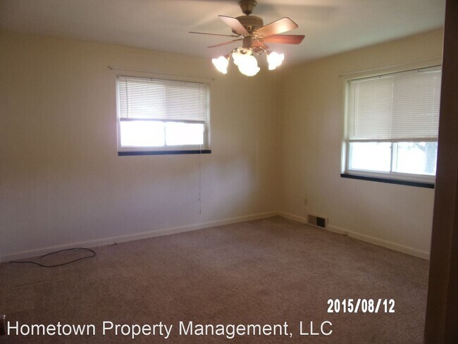 Foto del edificio - 3 br, 1.5 bath House - 2113 Park Ave