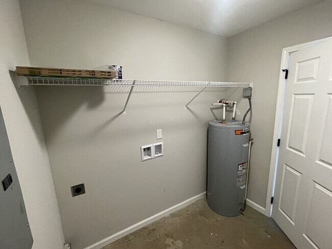 Foto del edificio - 2 BR, 1 BA Duplex available for rent in De...