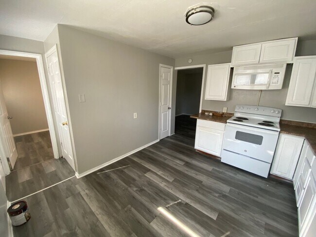 Foto del edificio - 4203 Oakwood Ave