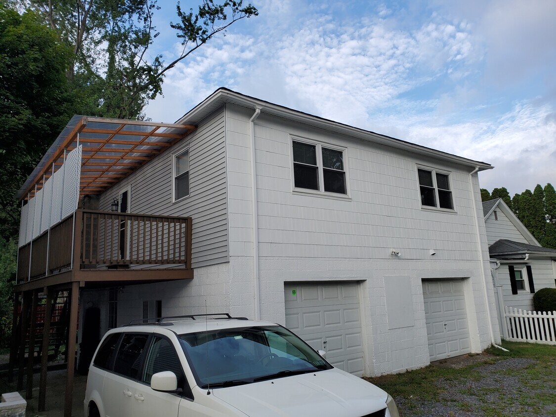 8 Law St, Pittston, PA 18640 House Rental in Pittston, PA