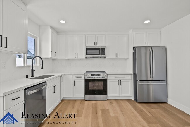 Building Photo - 16448 Lassen St