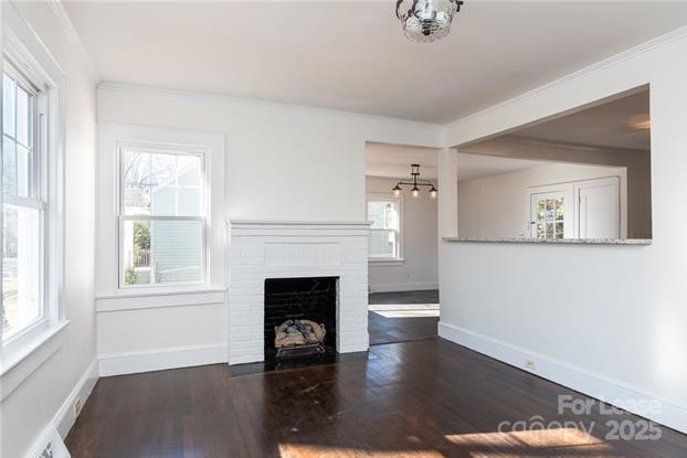 Foto del edificio - 815 E Front St