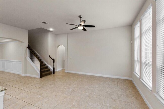 Foto del edificio - 4405 Trinity Woods St