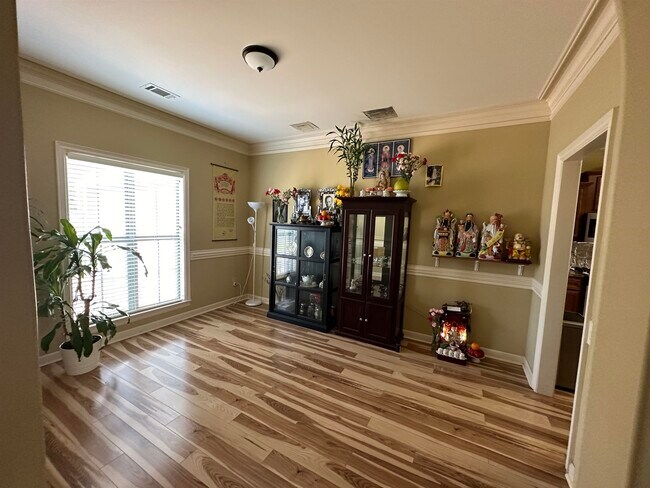 Building Photo - 9328 Owl Hill Dr