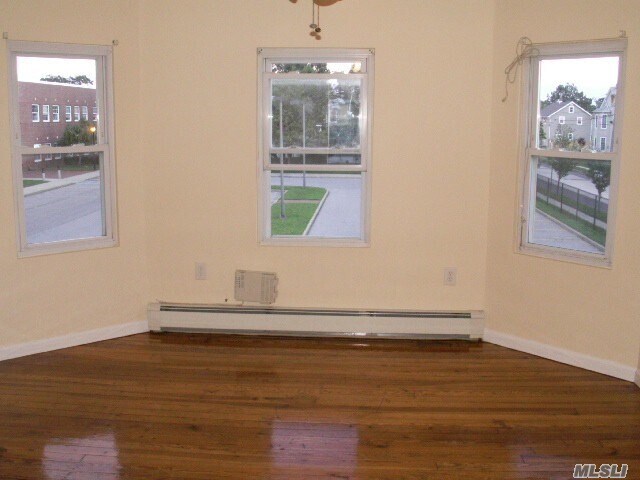 Building Photo - 31 1st Ave