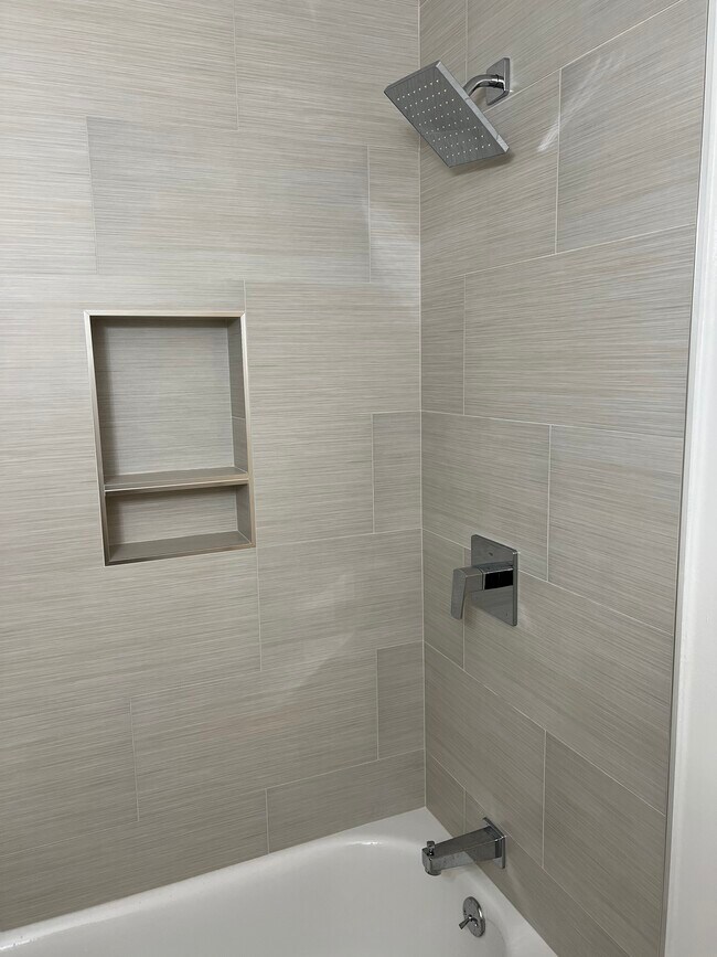 Remodeled Bathroom - 1594 Albatross Dr