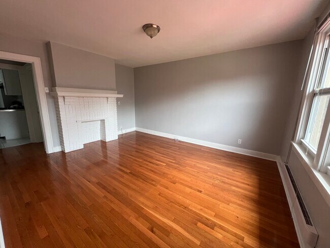 Foto del edificio - 7455 Penfield Ct