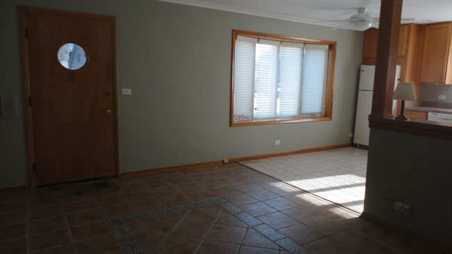 Building Photo - 4230 Highland Ave