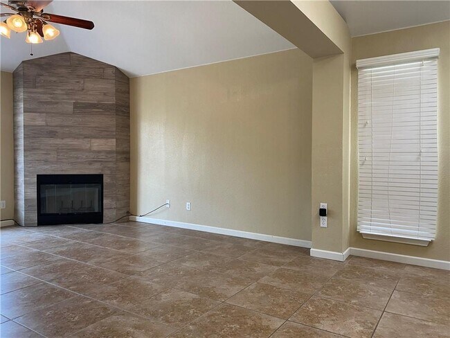 Building Photo - 2200 Wisteria Way