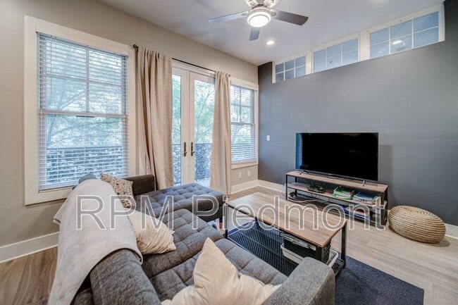 Foto del edificio - 925 Garrett St