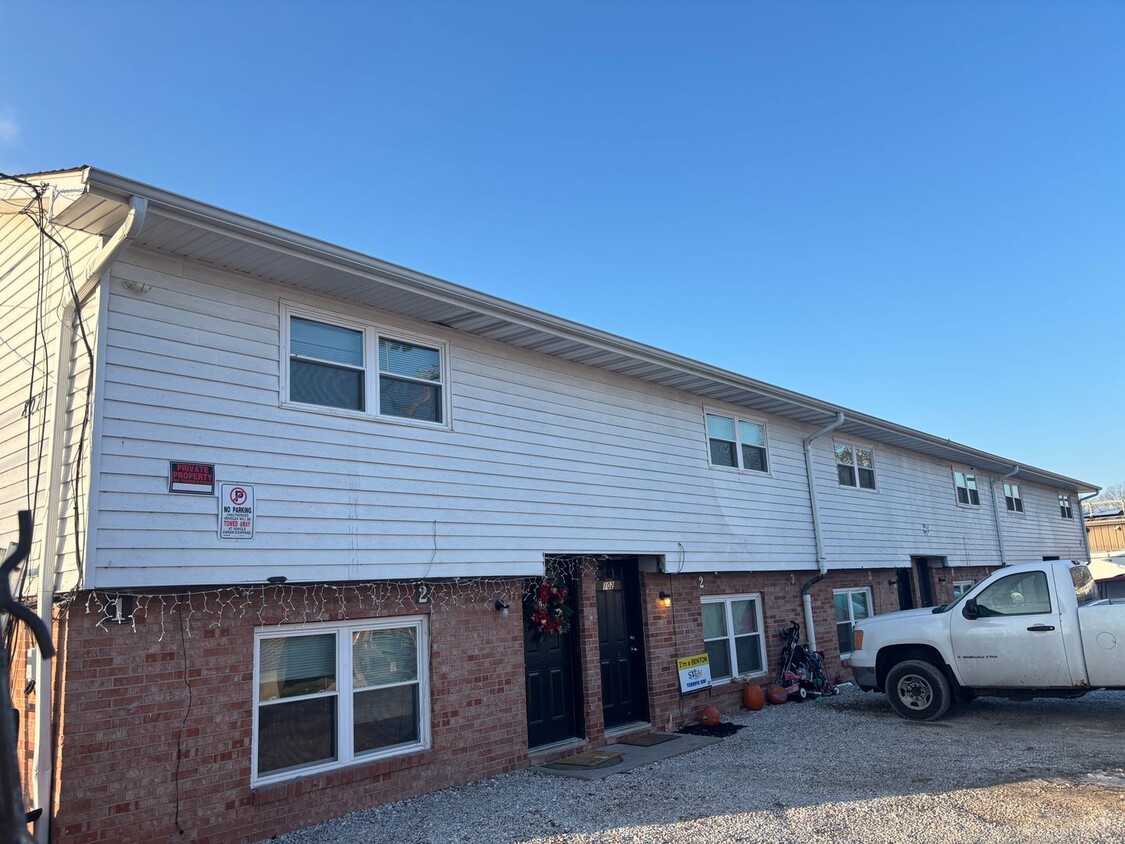 Foto principal - 807 Washington Ave