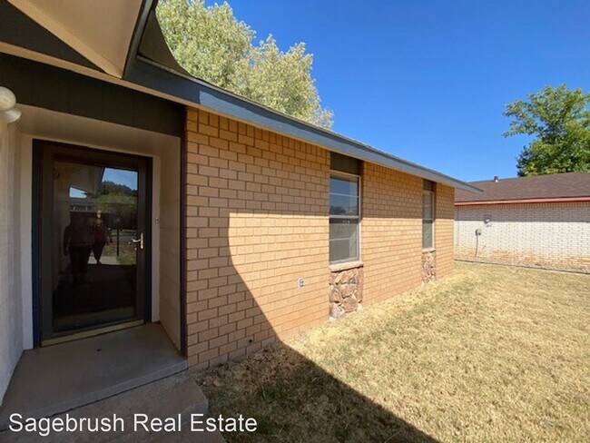 Building Photo - 3 br, 2 bath House - 2108 Glenarm