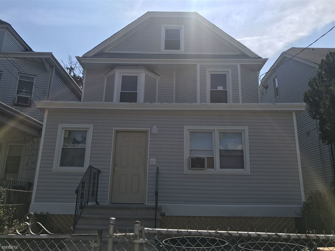 3 br, 1 bath - 625 Madison Ave Apt 1 - 3 br, 1 bath  - 625 Madison Ave Apt 1