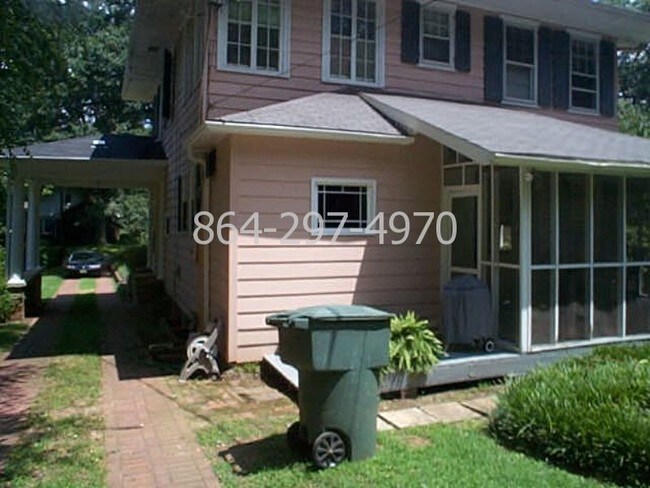 Building Photo - 206 Tindal Ave
