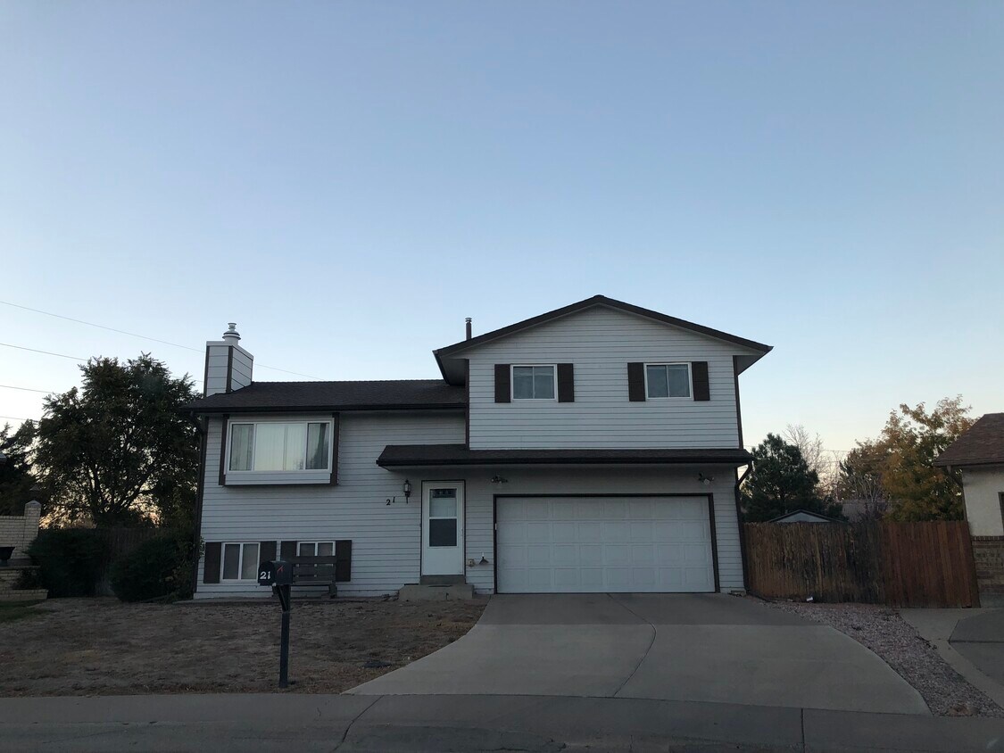 Foto principal - 21 N Briarwood Pl