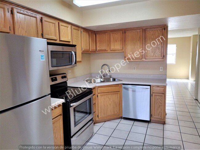 Building Photo - 2174 N 1st Ave