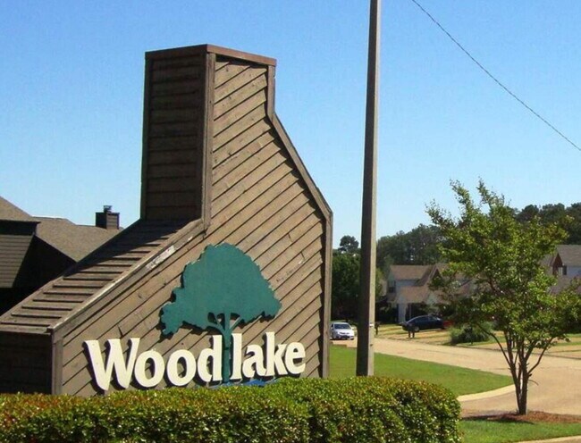 Building Photo - Reservoir living with utilities included for $2200!!