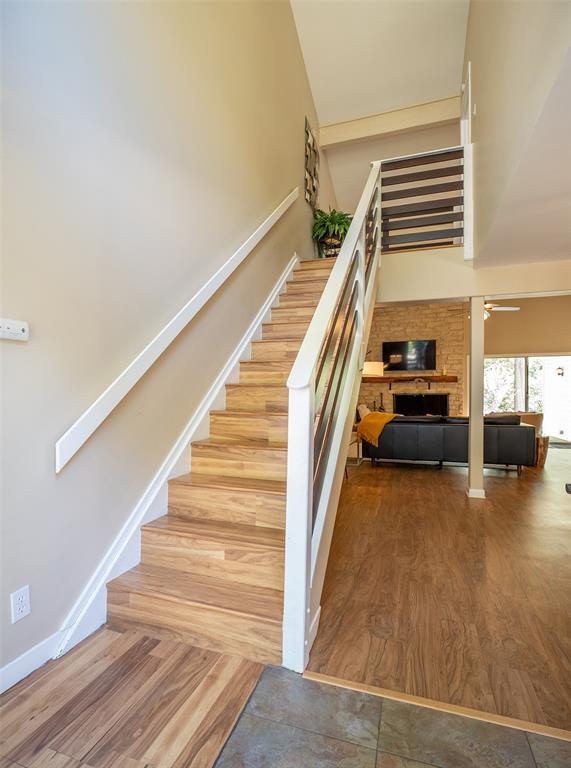 Building Photo - 6003 Shadow Valley Cove