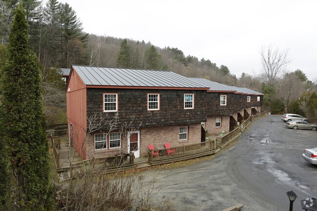 Foto del edificio - Cedar Hill Townhouses