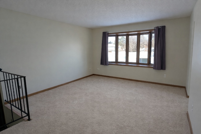 Building Photo - 10563 Martin St NW