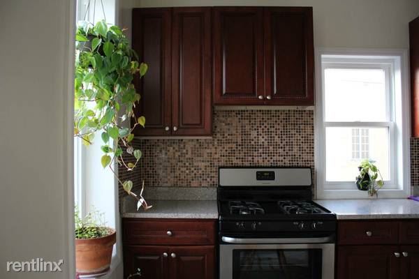 Foto principal - 2820 37th St