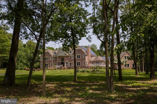 Building Photo - 1407 Canal Rd