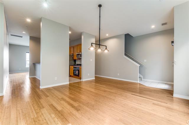 Building Photo - 4312 McKinney Ave