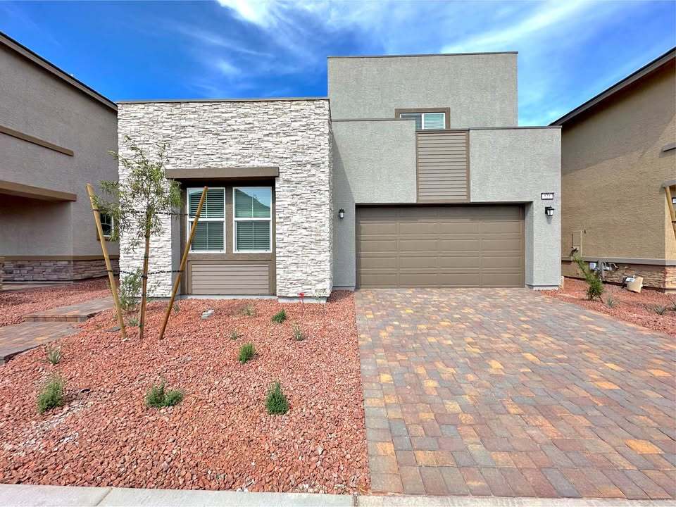 Foto principal - 521 Daphne Terrace St