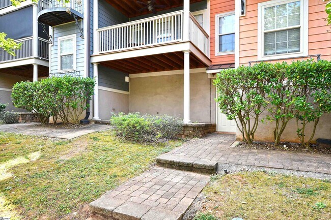 Foto del edificio - 7 Hamilton Ave